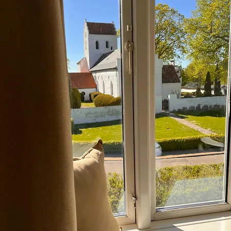 Jonas Hus - Munkgaard *