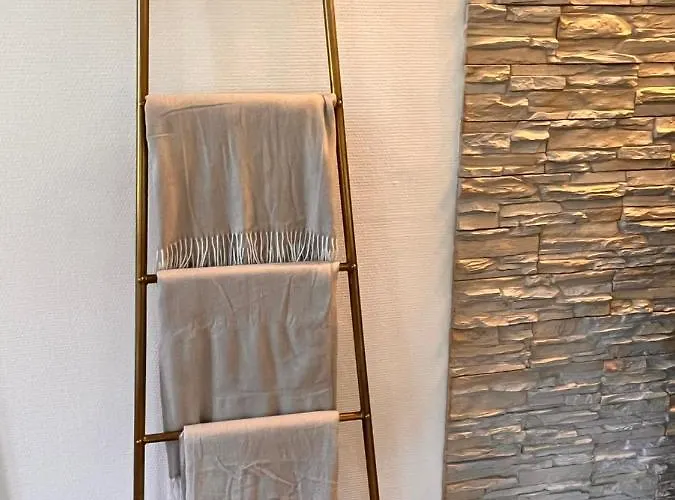 Jonas Hus - Munkgaard Store Heddinge