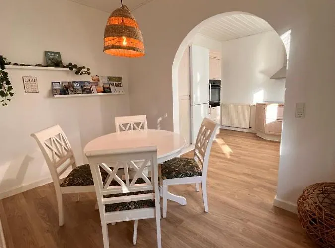 Oda ve Kahvaltı Jonas Hus - Munkgaard Store Heddinge