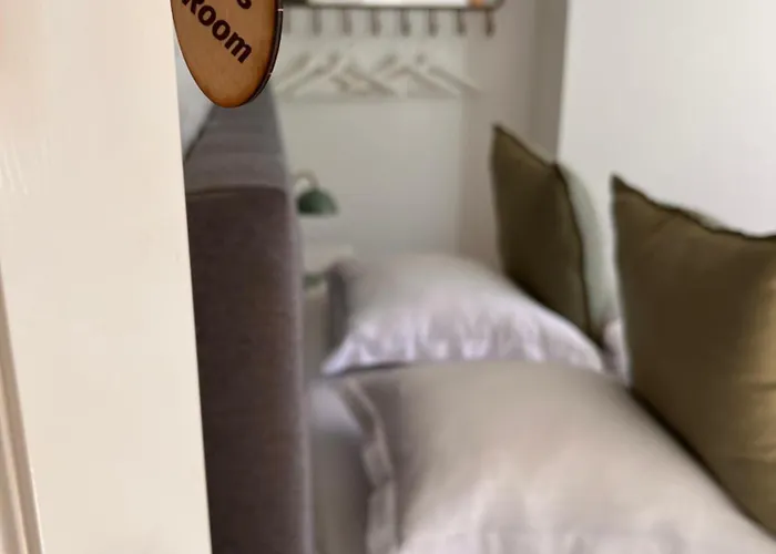 Jonas Hus - Munkgaard * Store Heddinge